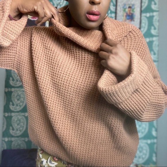 Free People Over Size Chunky Knit Sweater - Picture 5 of 12